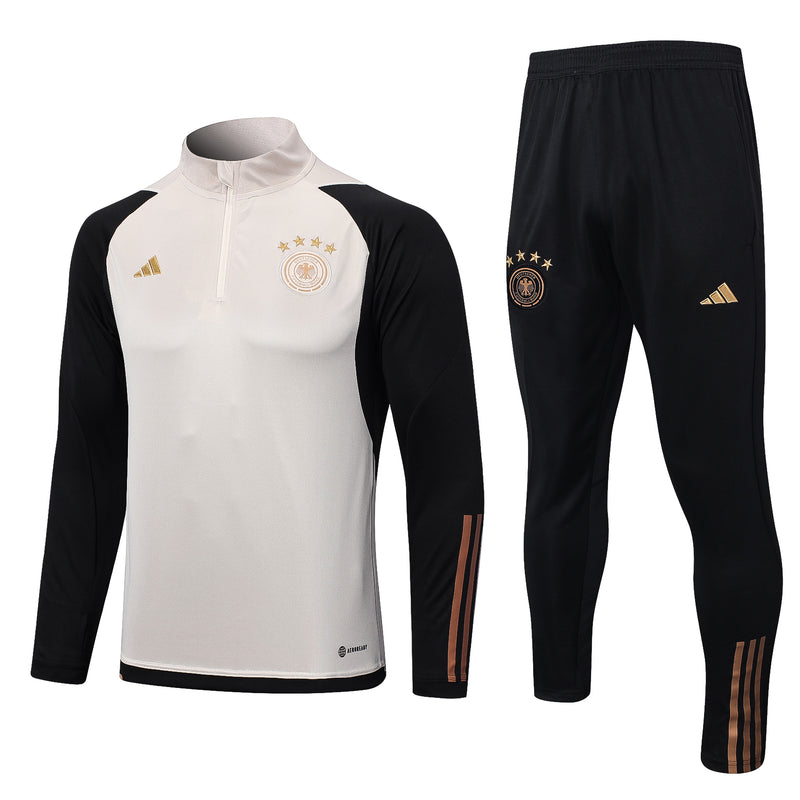 Conjunto Tracksuits Deutscher